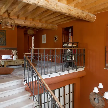 Domaine De Barbe - Lin Guest house
